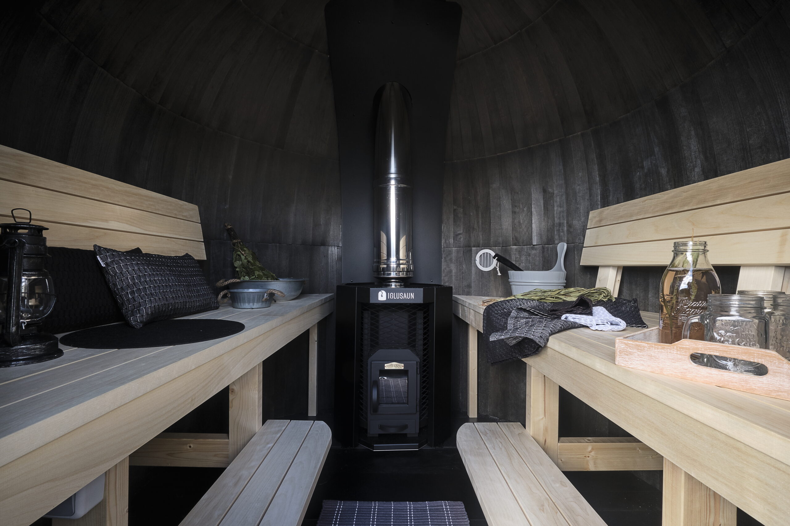 Iglucraft sauna, wood shingle